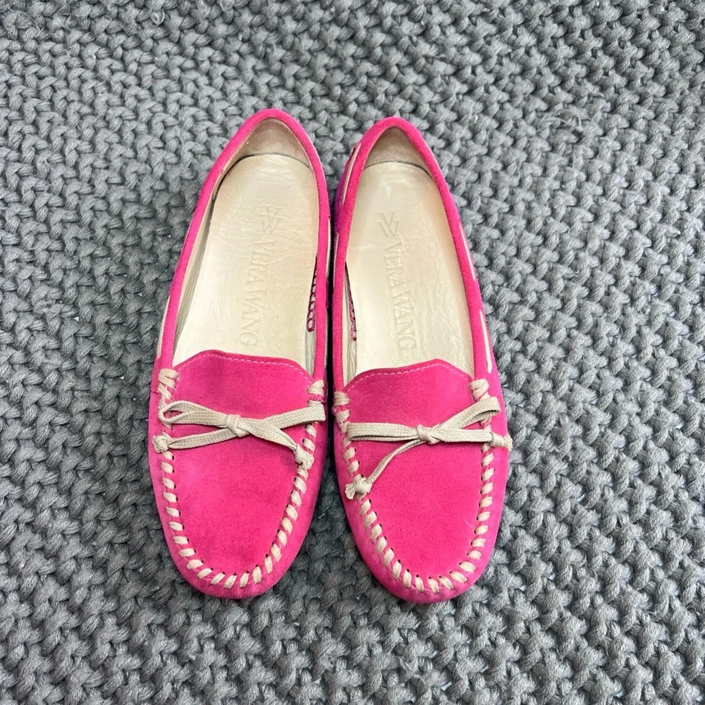 Vera Wang Fuchsia Pink Suede Loafers Slip On Shoes Women Size 6 M, Made in Italy - Picture 1 of 14